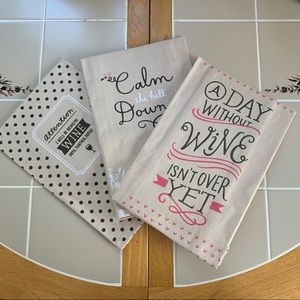 NWOT Adorable wine themed dish rags❣️